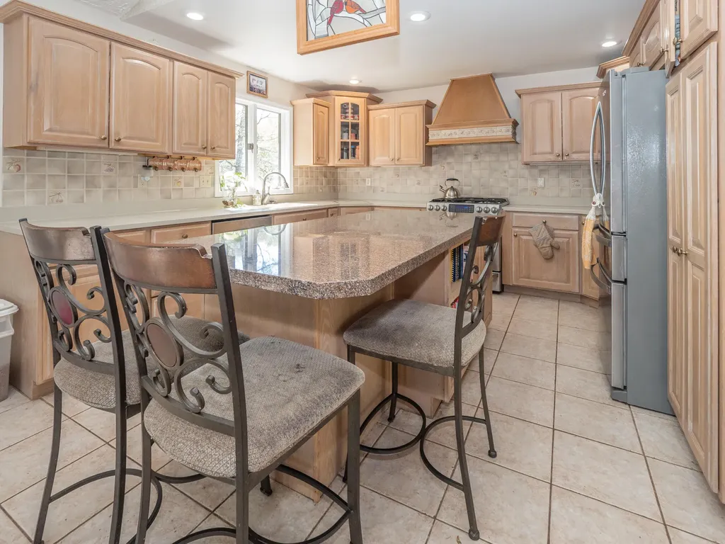 4115 S Van Kal Street Oshtemo Charter Township MI 49071
