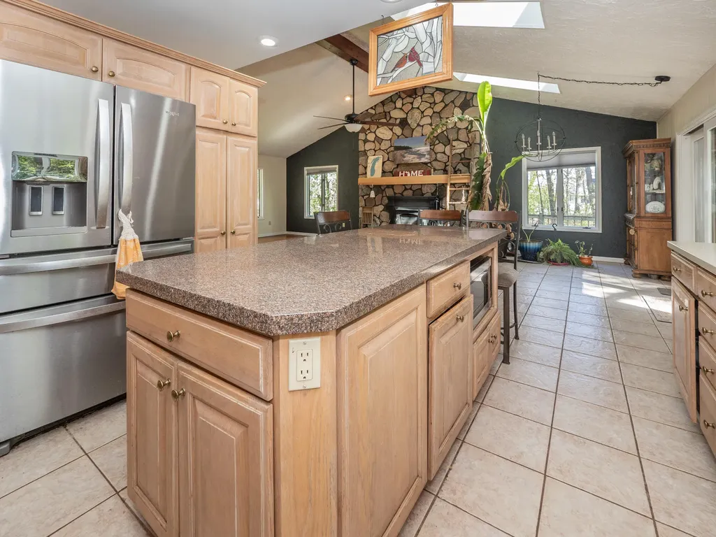 4115 S Van Kal Street Oshtemo Charter Township MI 49071