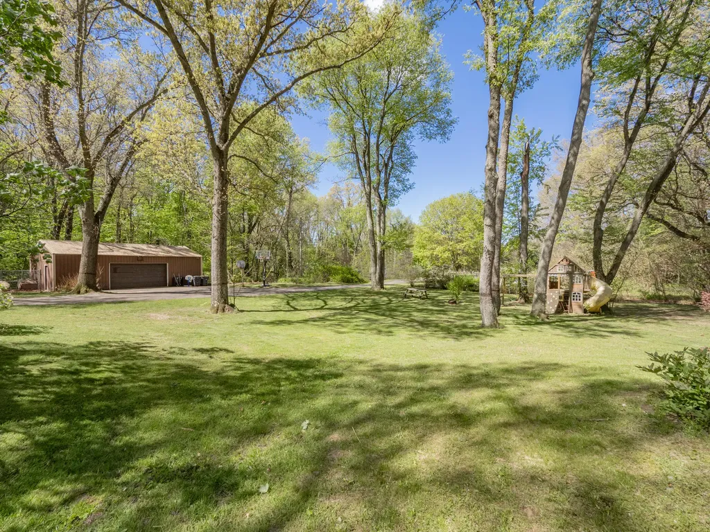 4115 S Van Kal Street Oshtemo Charter Township MI 49071