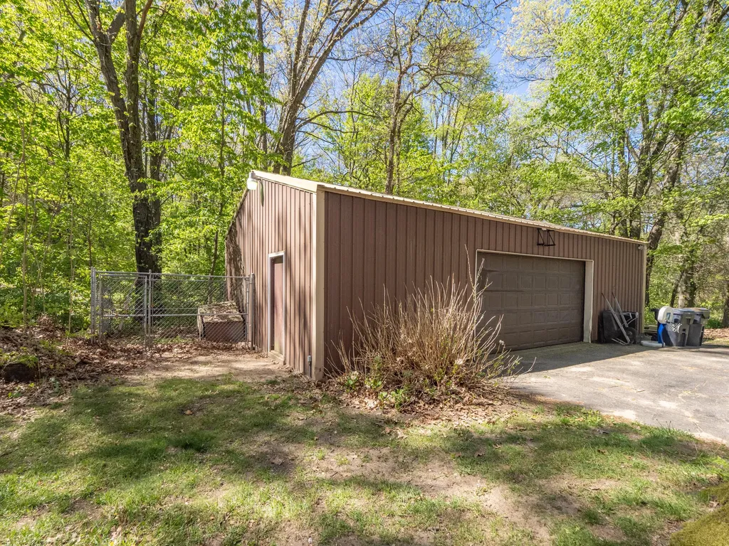 4115 S Van Kal Street Oshtemo Charter Township MI 49071