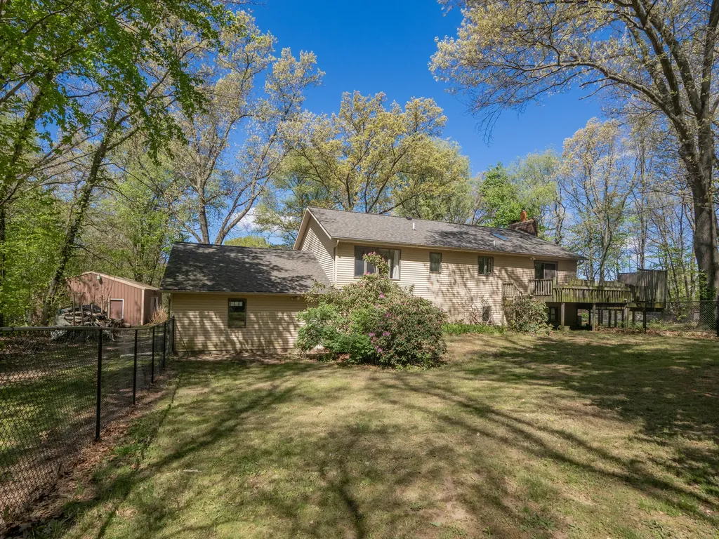4115 S Van Kal Street Oshtemo Charter Township MI 49071