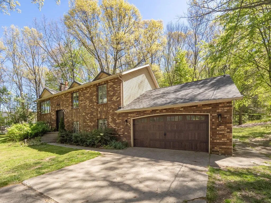 4115 S Van Kal Street Oshtemo Charter Township MI 49071