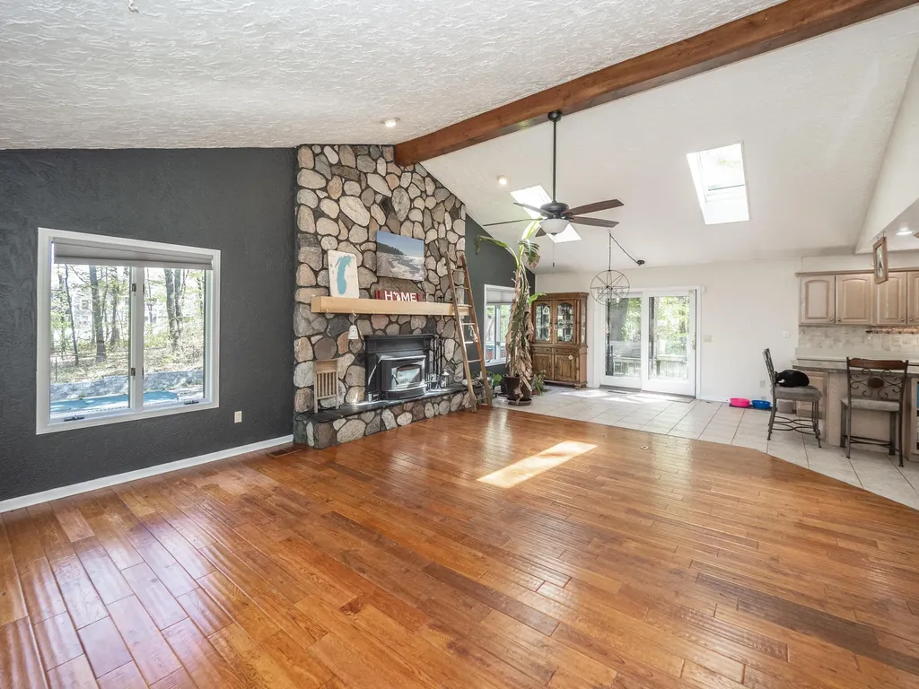 4115 S Van Kal Street Oshtemo Charter Township MI 49071
