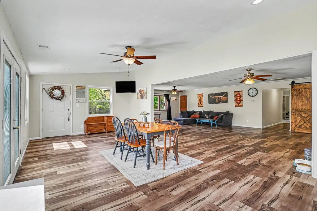 13321 R Drive N Convis Township MI 49014