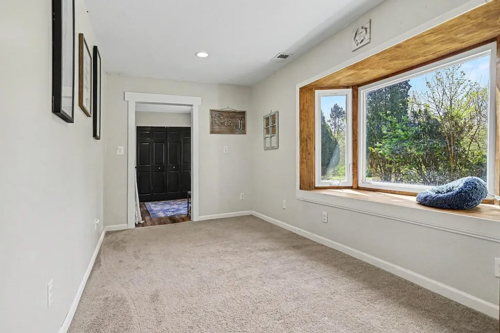 13321 R Drive N Convis Township MI 49014