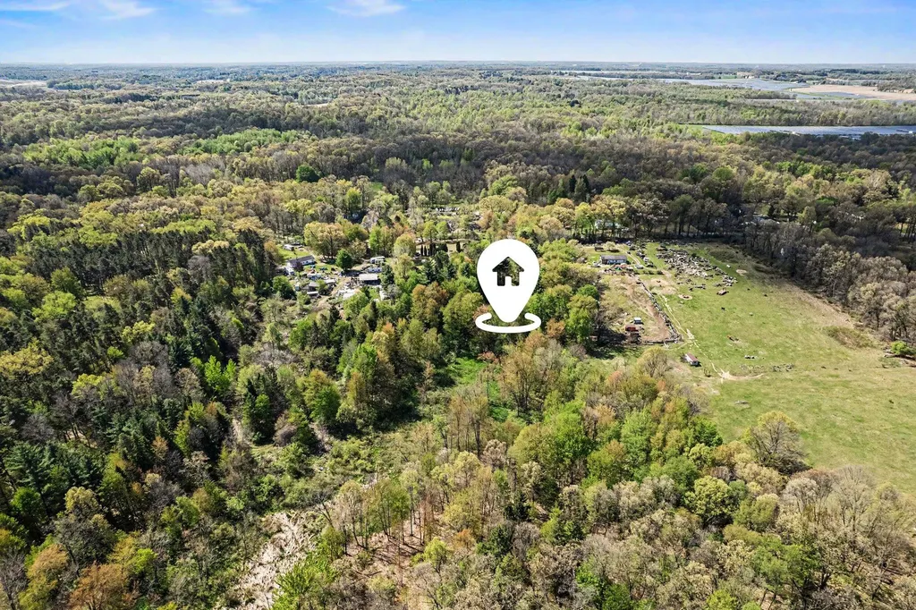 13321 R Drive N Convis Township MI 49014
