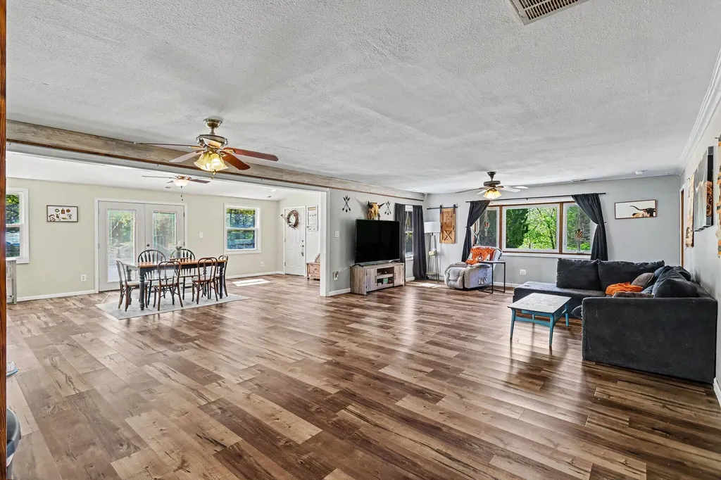 13321 R Drive N Convis Township MI 49014