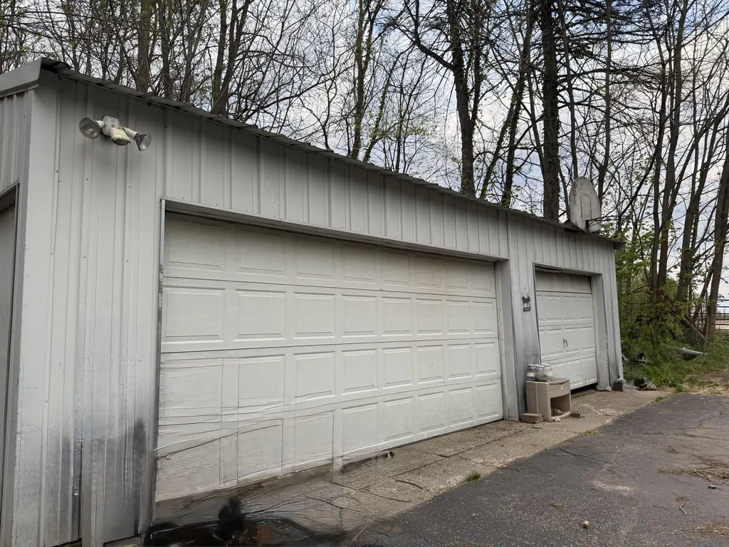 18300 14 Mile Road Convis Township MI 49014