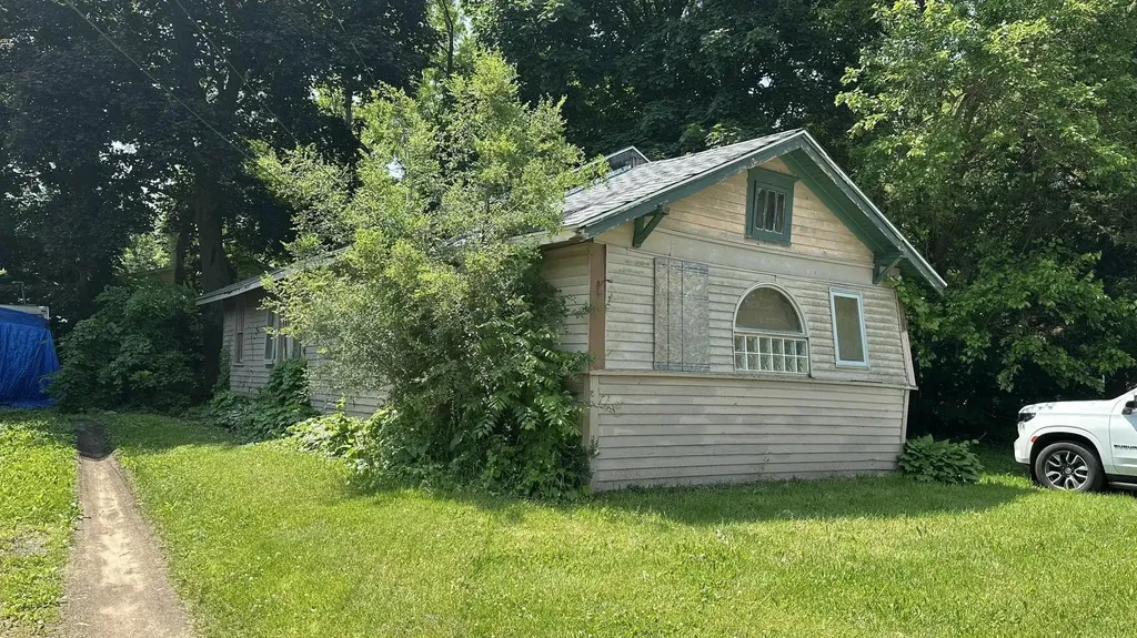 133 Harris Street Battle Creek City MI 49037