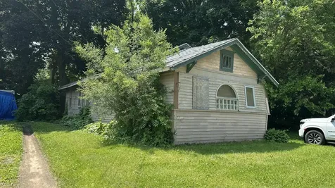 133 Harris Street Battle Creek City MI 49037