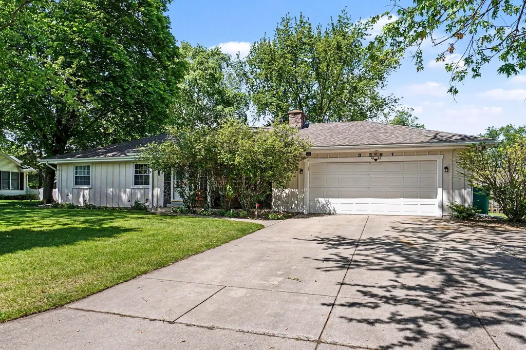 3391 Kathryn Street Vicksburg Village MI 49097