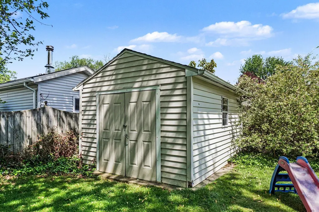 3391 Kathryn Street Vicksburg Village MI 49097