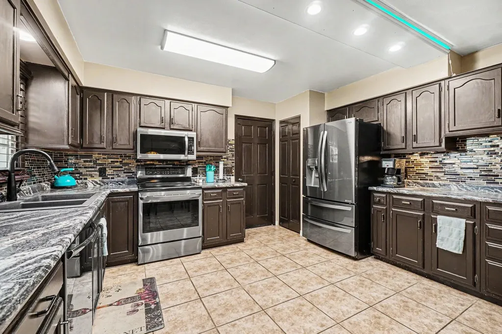 3391 Kathryn Street Vicksburg Village MI 49097