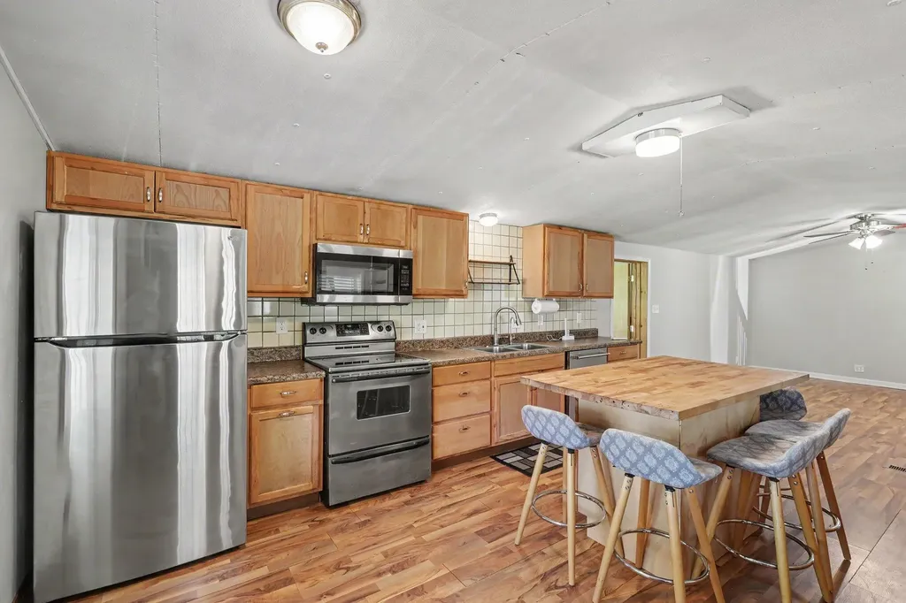 8653 Chain O Lakes Drive Hope Township MI 49046