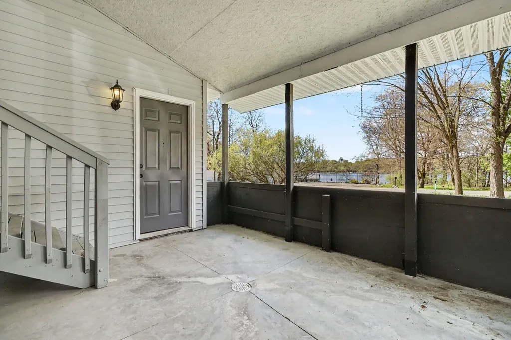 8653 Chain O Lakes Drive Hope Township MI 49046