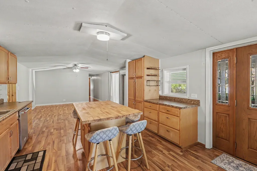 8653 Chain O Lakes Drive Hope Township MI 49046
