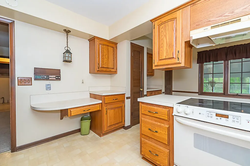 2707 Tattersall Road Portage City MI 49024