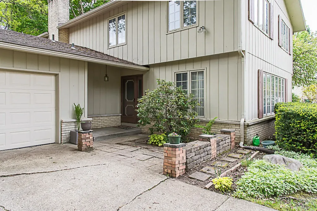 2707 Tattersall Road Portage City MI 49024