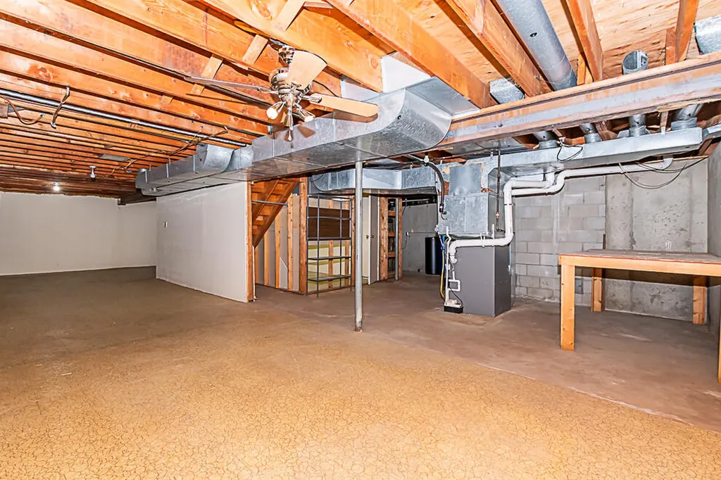 2707 Tattersall Road Portage City MI 49024
