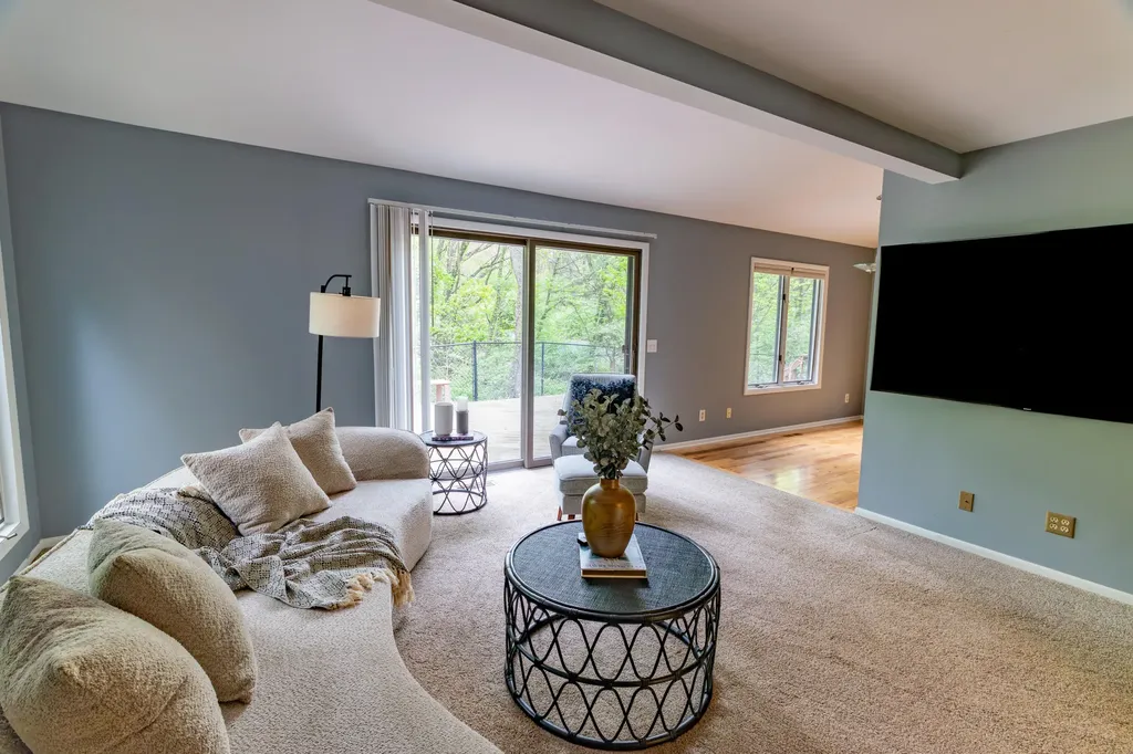 7170 Hawthorn Valley Avenue Oshtemo Charter Township MI 49009