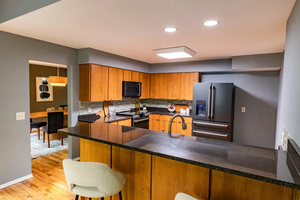 7170 Hawthorn Valley Avenue Oshtemo Charter Township MI 49009