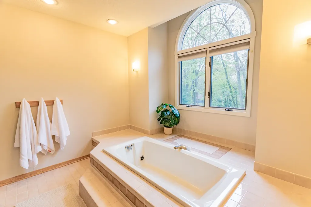 7170 Hawthorn Valley Avenue Oshtemo Charter Township MI 49009