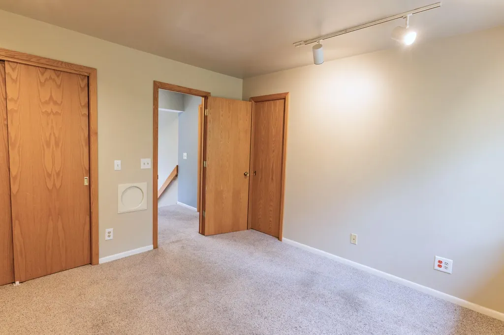 7170 Hawthorn Valley Avenue Oshtemo Charter Township MI 49009