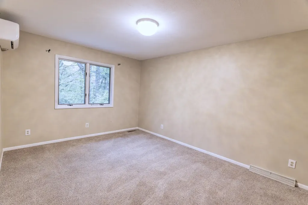 7170 Hawthorn Valley Avenue Oshtemo Charter Township MI 49009
