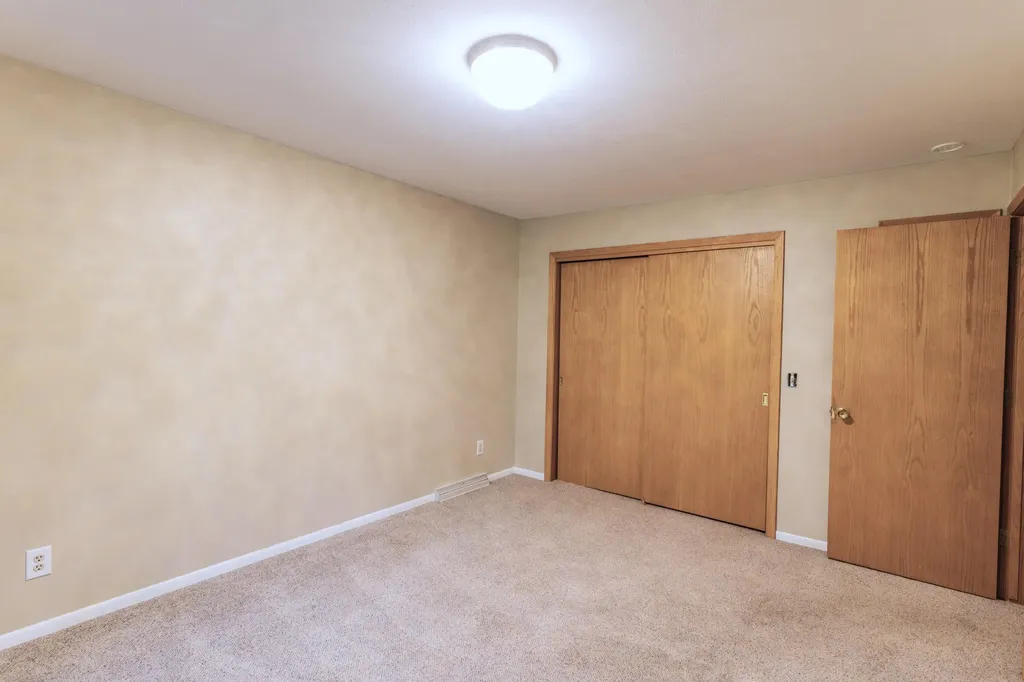 7170 Hawthorn Valley Avenue Oshtemo Charter Township MI 49009