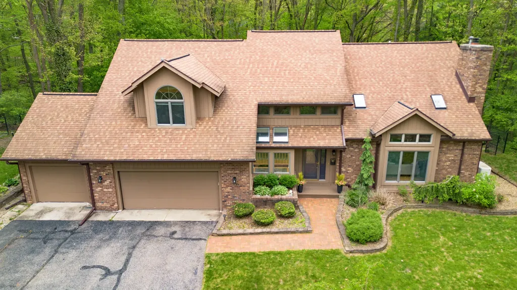 7170 Hawthorn Valley Avenue Oshtemo Charter Township MI 49009