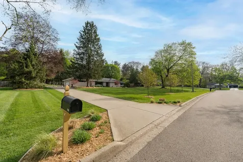 3023 Audubon Drive Kalamazoo City MI 49008