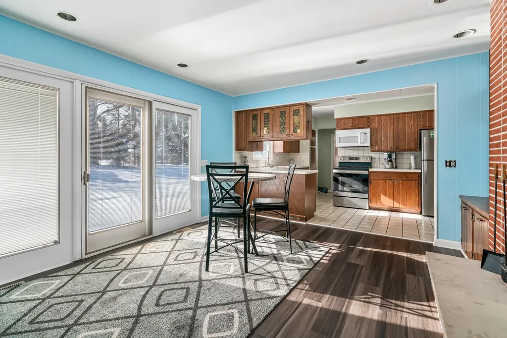 3521 Meadowcroft Avenue Kalamazoo Charter Township MI 49004