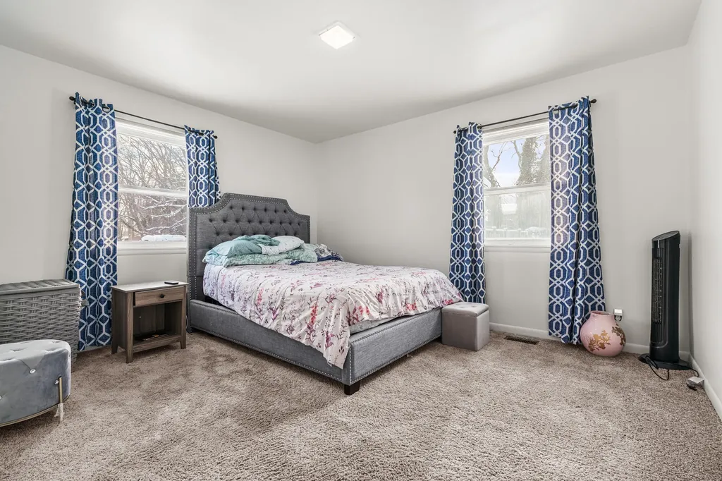 3521 Meadowcroft Avenue Kalamazoo Charter Township MI 49004