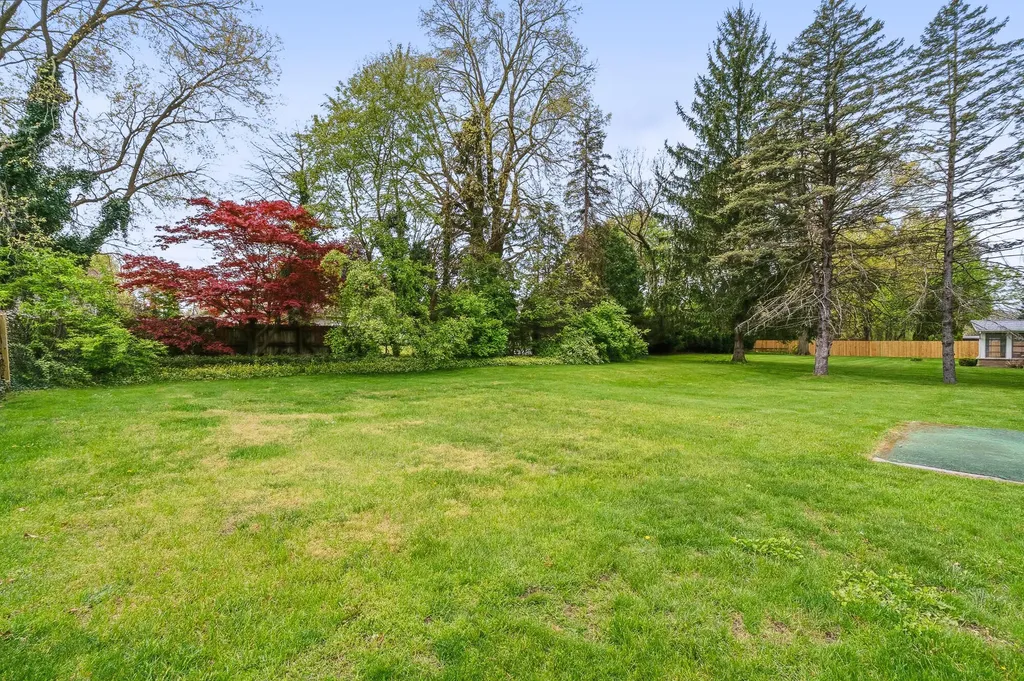 3521 Meadowcroft Avenue Kalamazoo Charter Township MI 49004