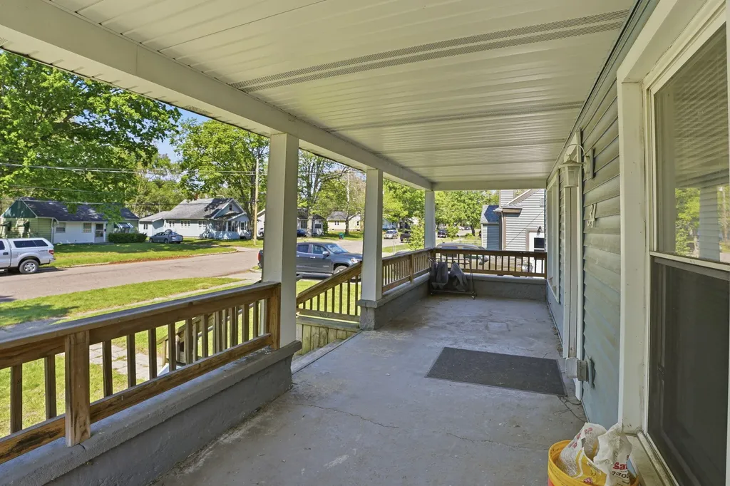 34 Myrtle Avenue Battle Creek City MI 49037