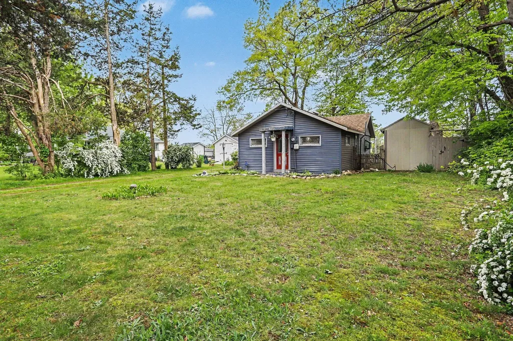 58858 River Heights Drive Lockport Township MI 49093