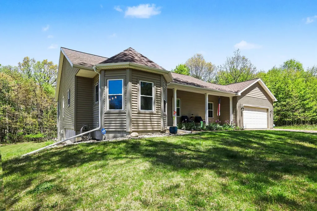 26808 2nd Avenue Pine Grove Township MI 49010