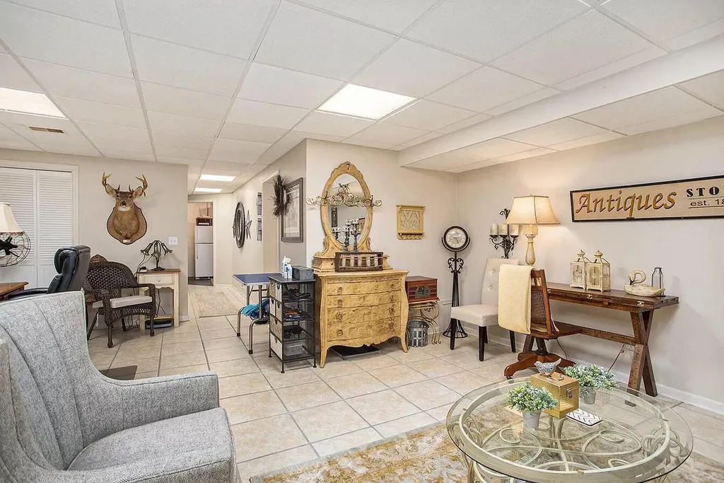 641 Eiffel Drive Pennfield Charter Township MI 49017