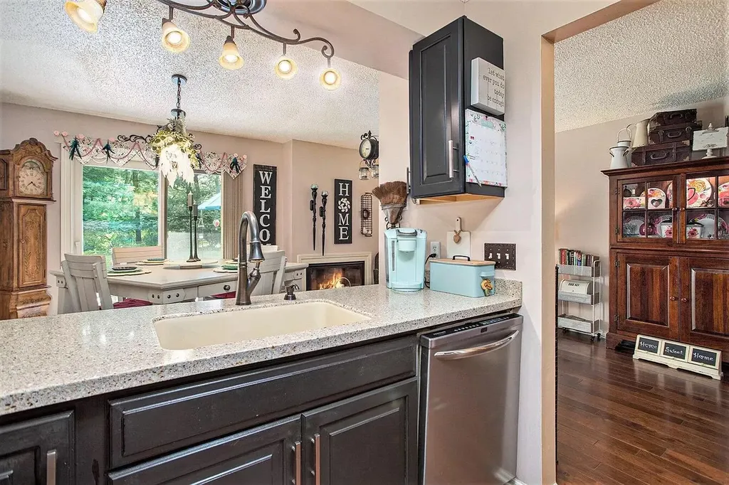 641 Eiffel Drive Pennfield Charter Township MI 49017