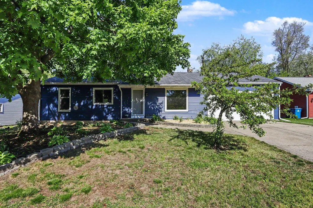 34 Thorncroft Avenue Battle Creek City MI 49017