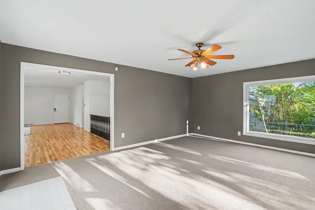 34 Thorncroft Avenue Battle Creek City MI 49017