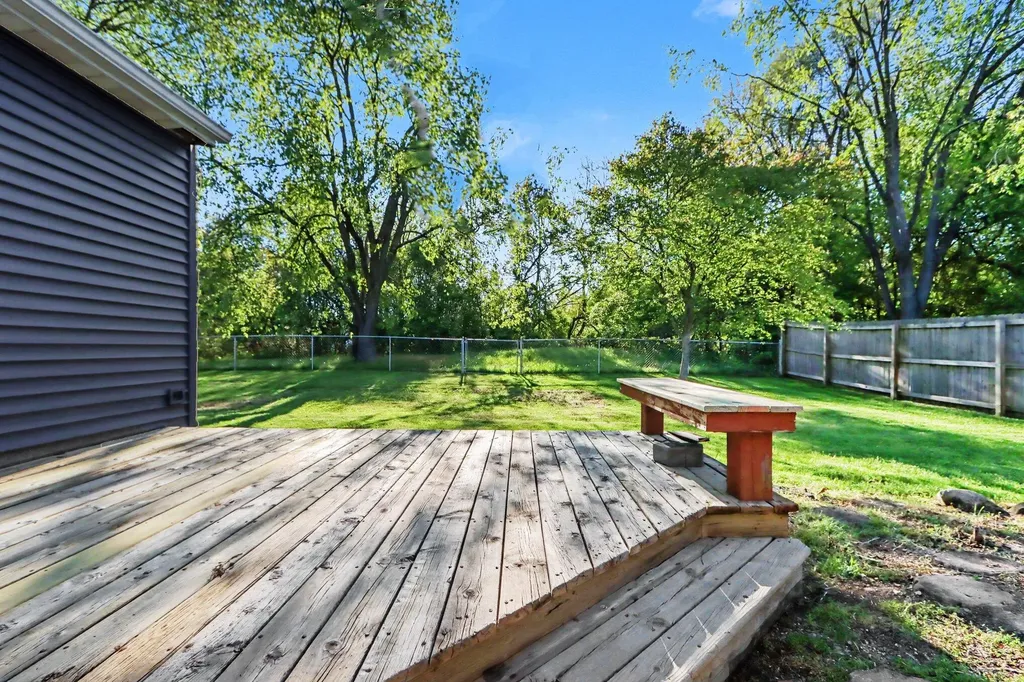 34 Thorncroft Avenue Battle Creek City MI 49017