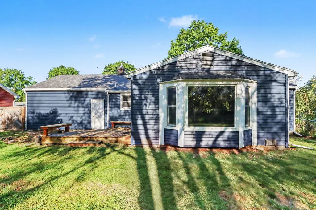34 Thorncroft Avenue Battle Creek City MI 49017