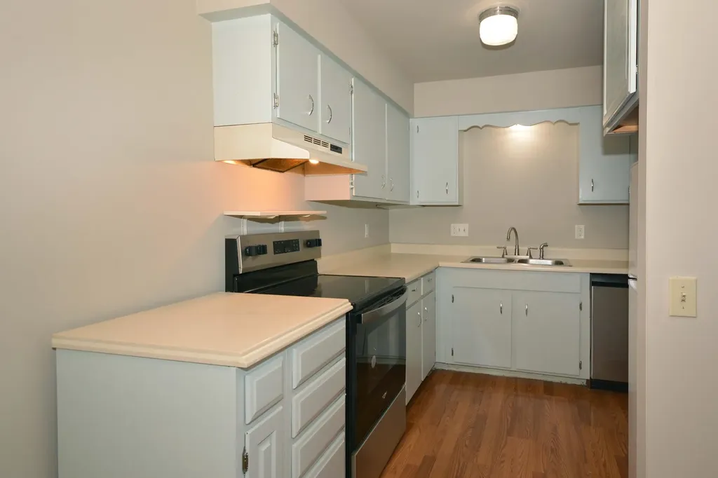 616 Lynn Avenue Kalamazoo City MI 49008