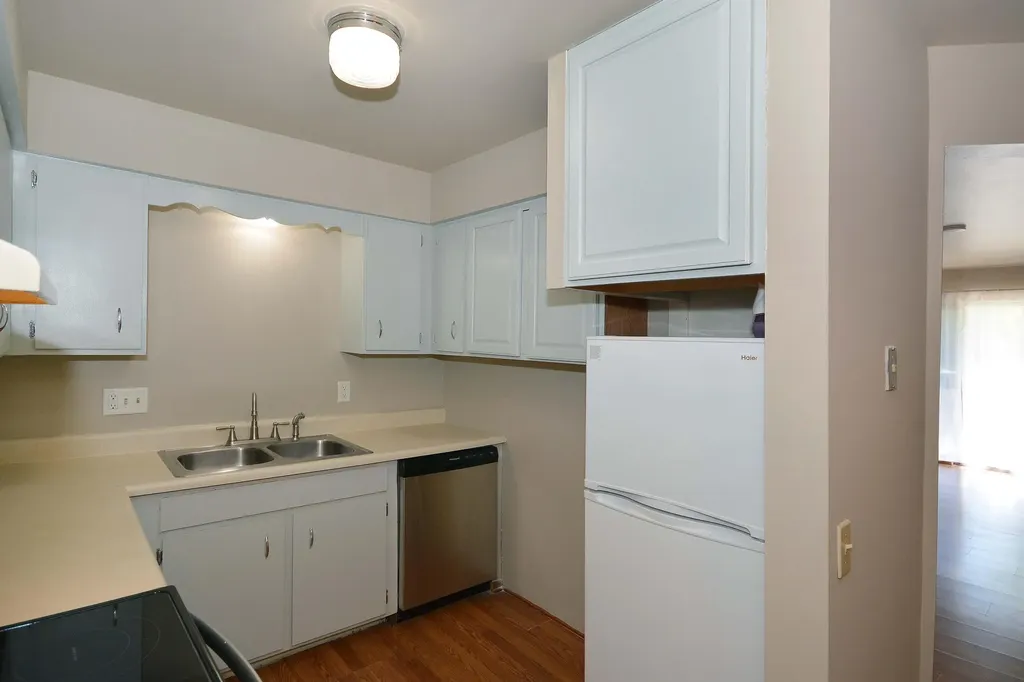 616 Lynn Avenue Kalamazoo City MI 49008