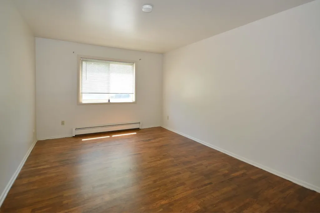 616 Lynn Avenue Kalamazoo City MI 49008