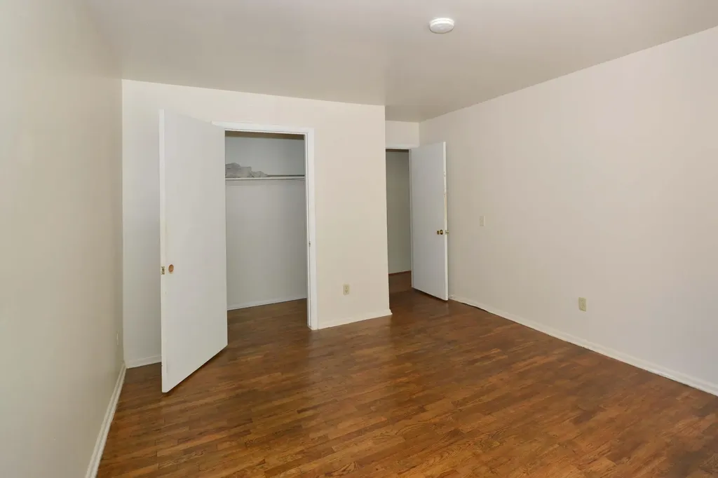 616 Lynn Avenue Kalamazoo City MI 49008