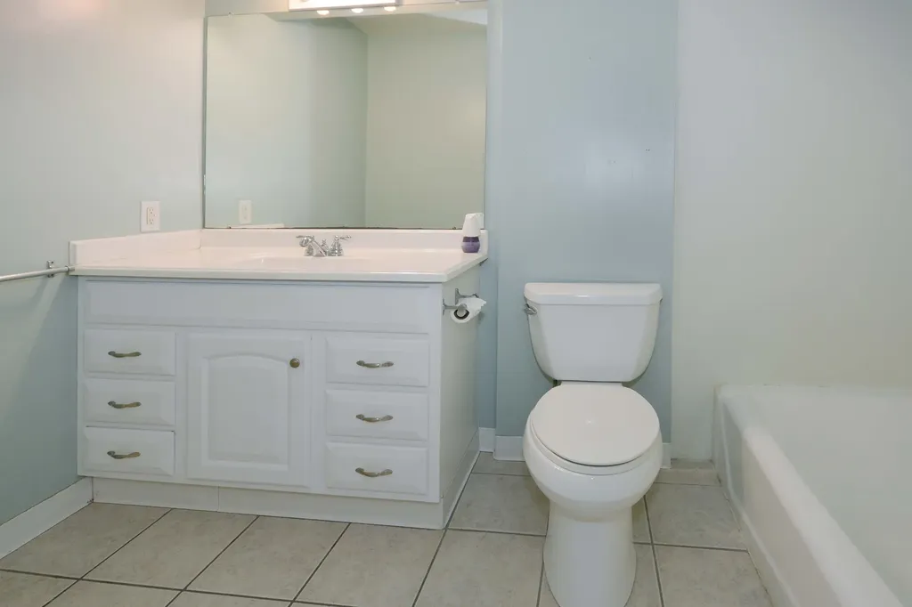 616 Lynn Avenue Kalamazoo City MI 49008