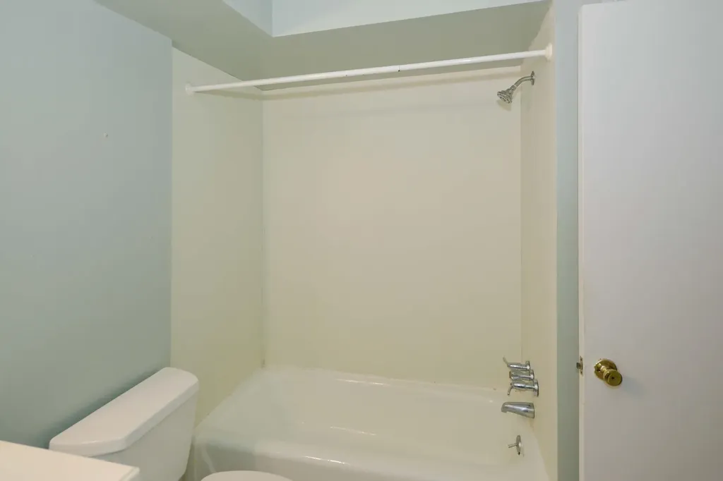 616 Lynn Avenue Kalamazoo City MI 49008