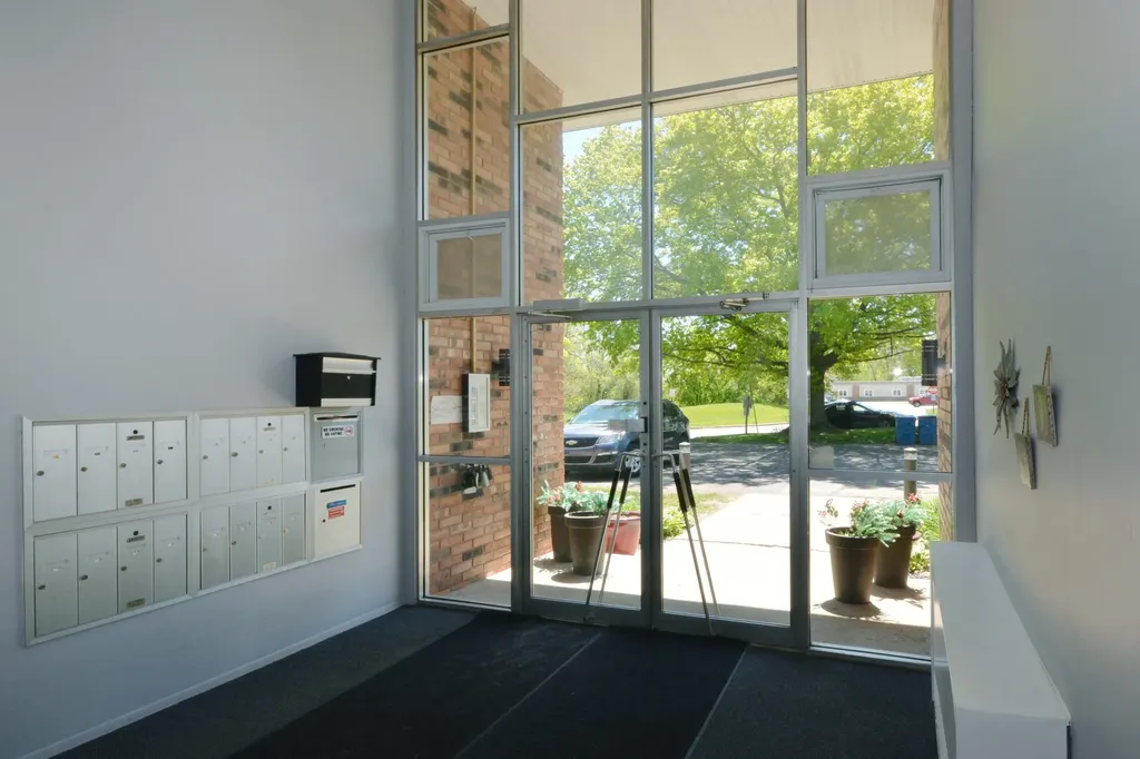 616 Lynn Avenue Kalamazoo City MI 49008